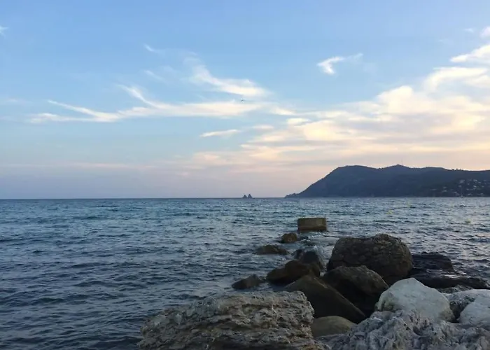 Apartman Rez-de-jardin A 3 Min A Pied De La Des Sablettes La Seyne-sur-Mer